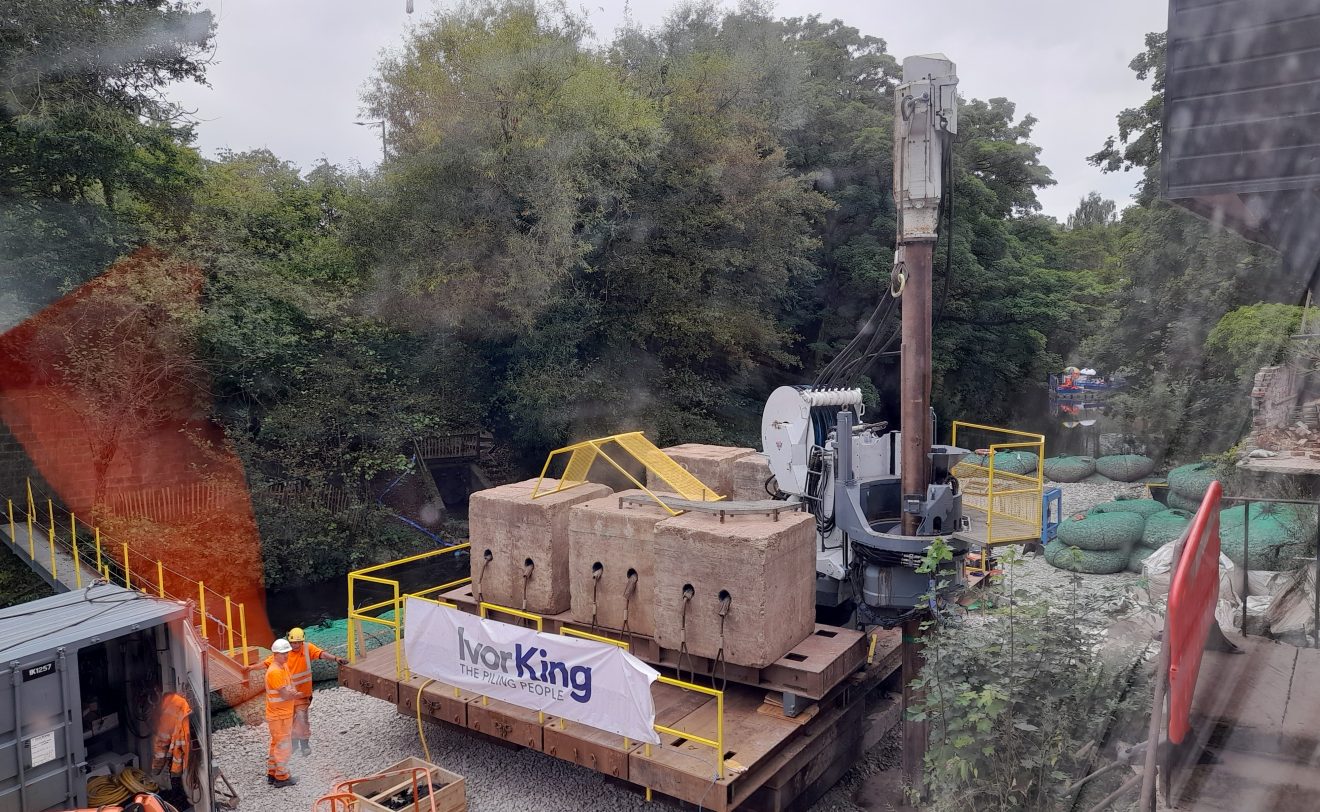 Piling rig on temporary working platform f