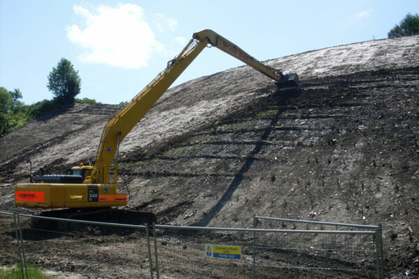 Dan Y Lan Landfill Slip